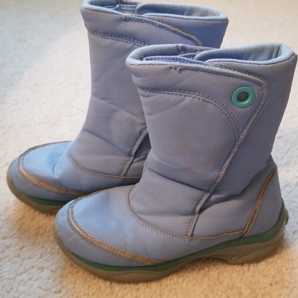Winter boots